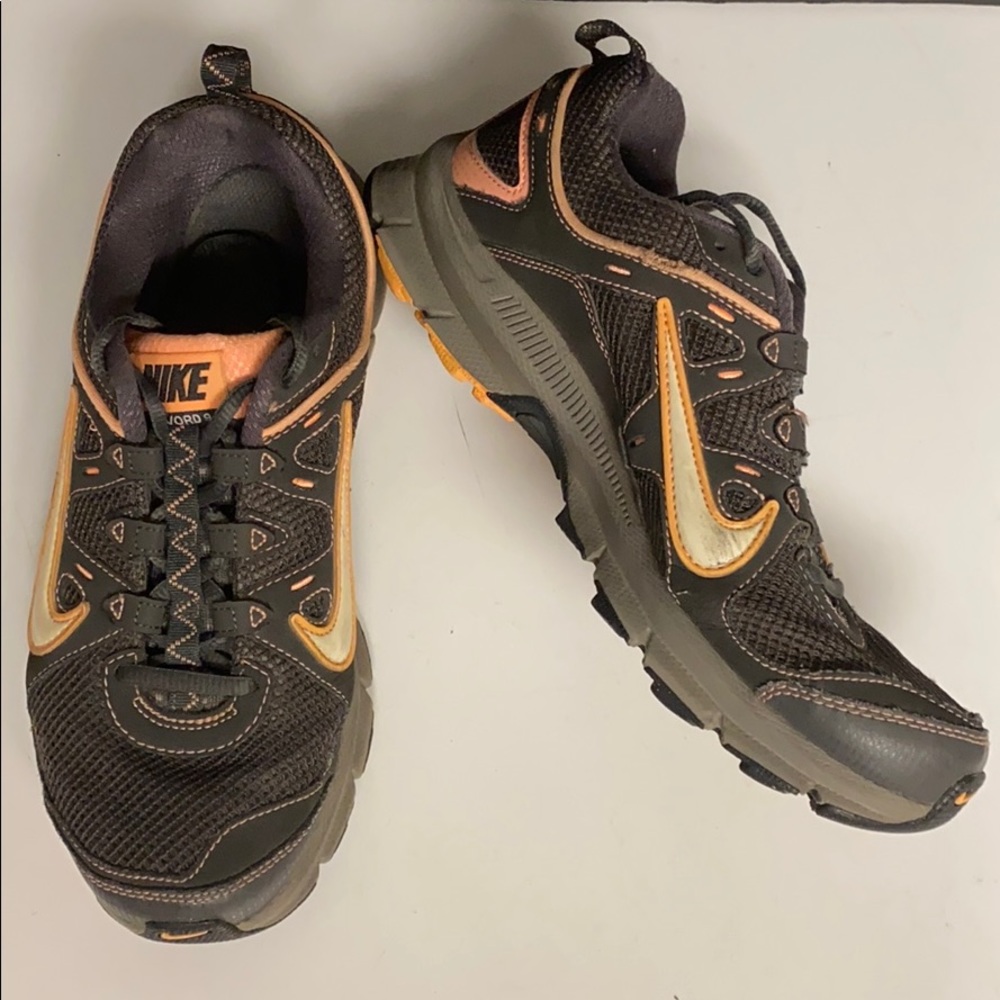Nike Air Alvord 9 Trail Sneakers Lace Up Sz 9.5